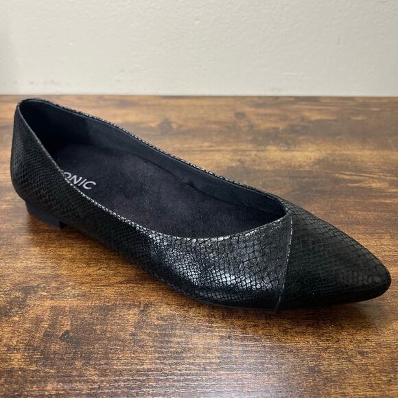 Vionic Shoes - VIONIC Caballo Ballet Flats 9.5 Black Snakeskin Print Leather Pointed Toe Chic